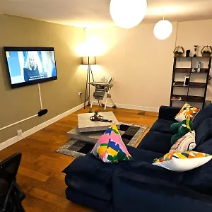 O2 Arena Cool Breeze House Apartment