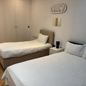 Penzion Comfortable - Cosy - Budget In Center, Londýn